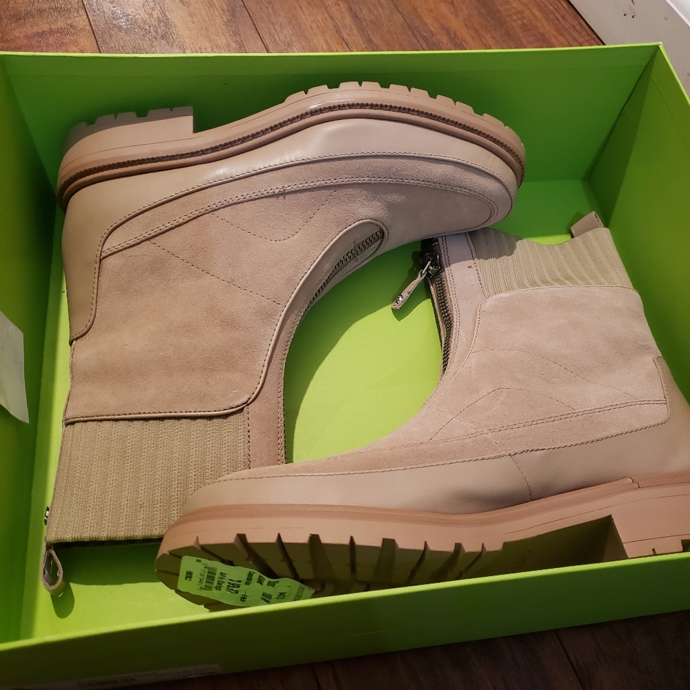 Sam Edelman Leone Boot • beige platform zipper front Size 10 • NEW IN BOX
